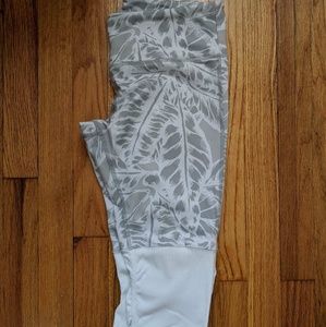 Alo Yoga Ribbed Goddess Legging